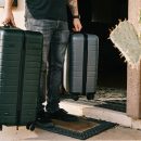 Jak wybrać idealną walizkę do samolotu: poradnik dla podróżujących