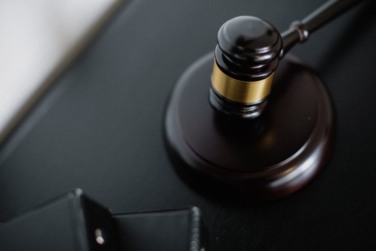 Odszkodowania wojenne - prawne aspekty i procedury dochodzenia roszczeń